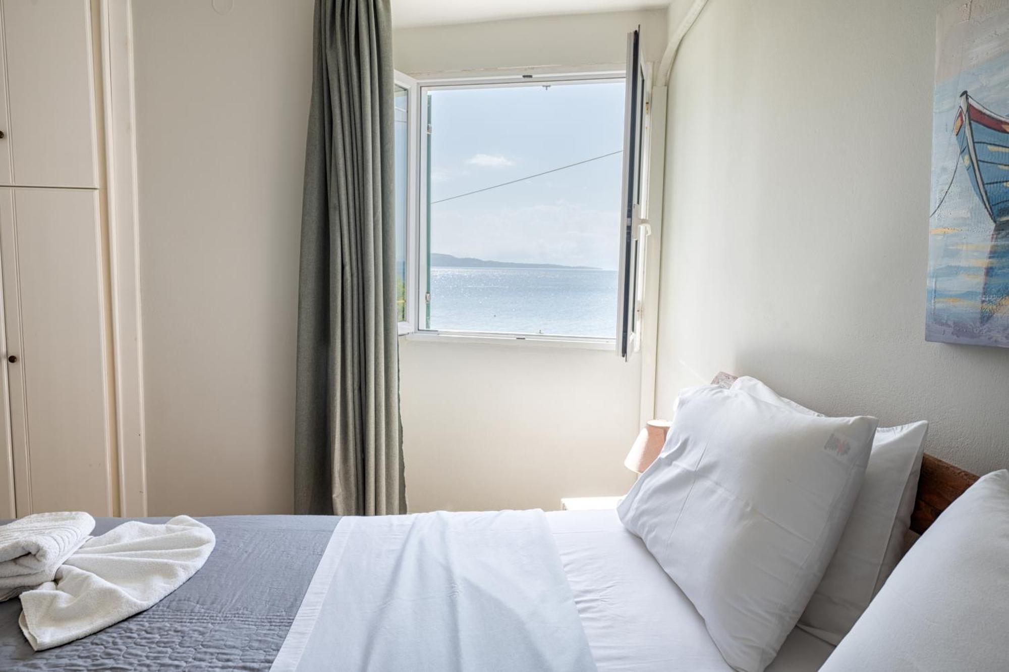 Stella Kaminaki Beach Katávolos Eksteriør billede